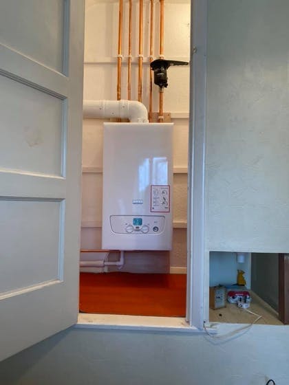 Plumber in 83 Beechmore Rd, Sheldon, Birmingham B26 3AS, United Kingdom