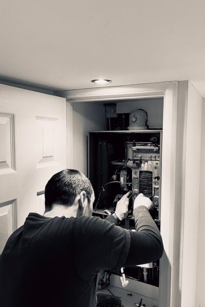 Plumber in 83 Beechmore Rd, Sheldon, Birmingham B26 3AS, United Kingdom